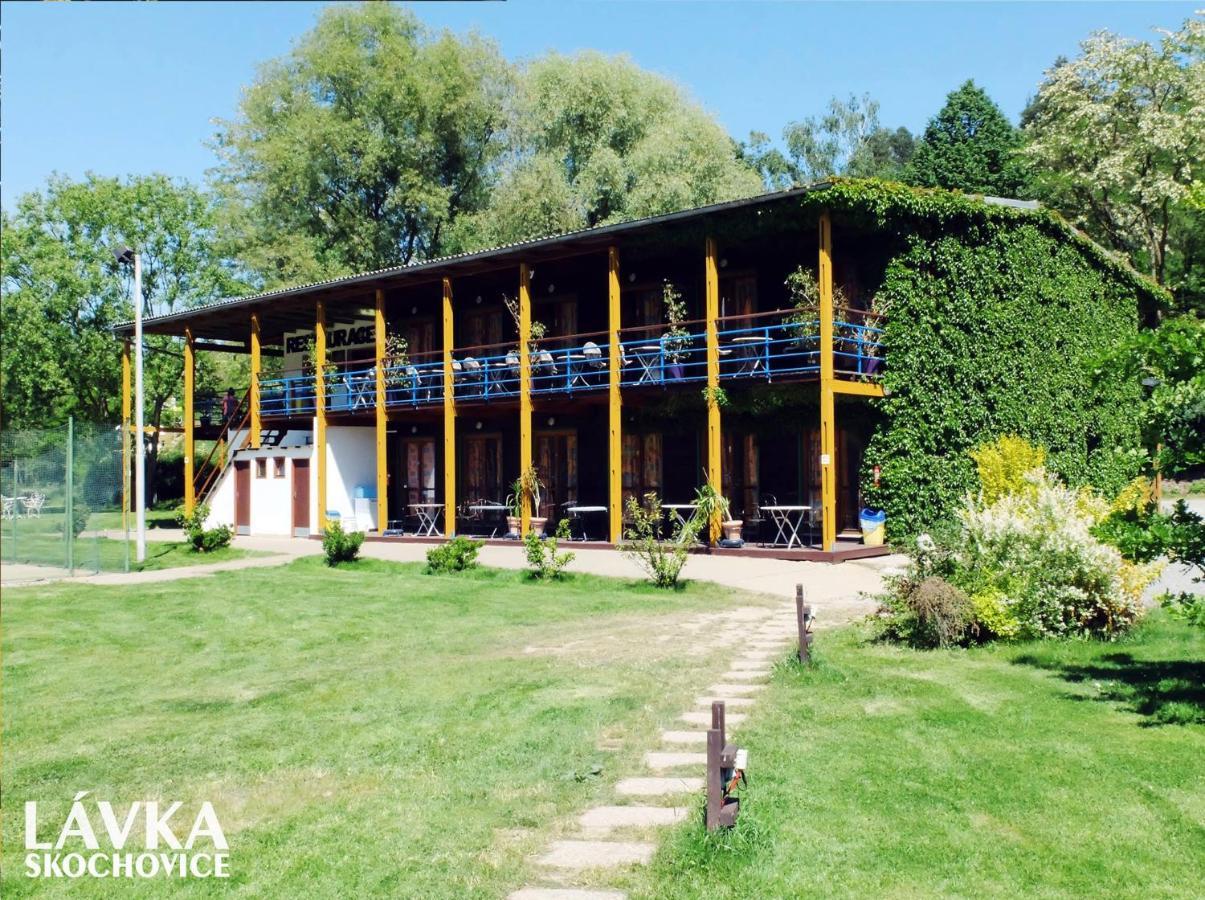 Hotel Lavka Park Skochovice Vrané nad Vltavou Exterior foto