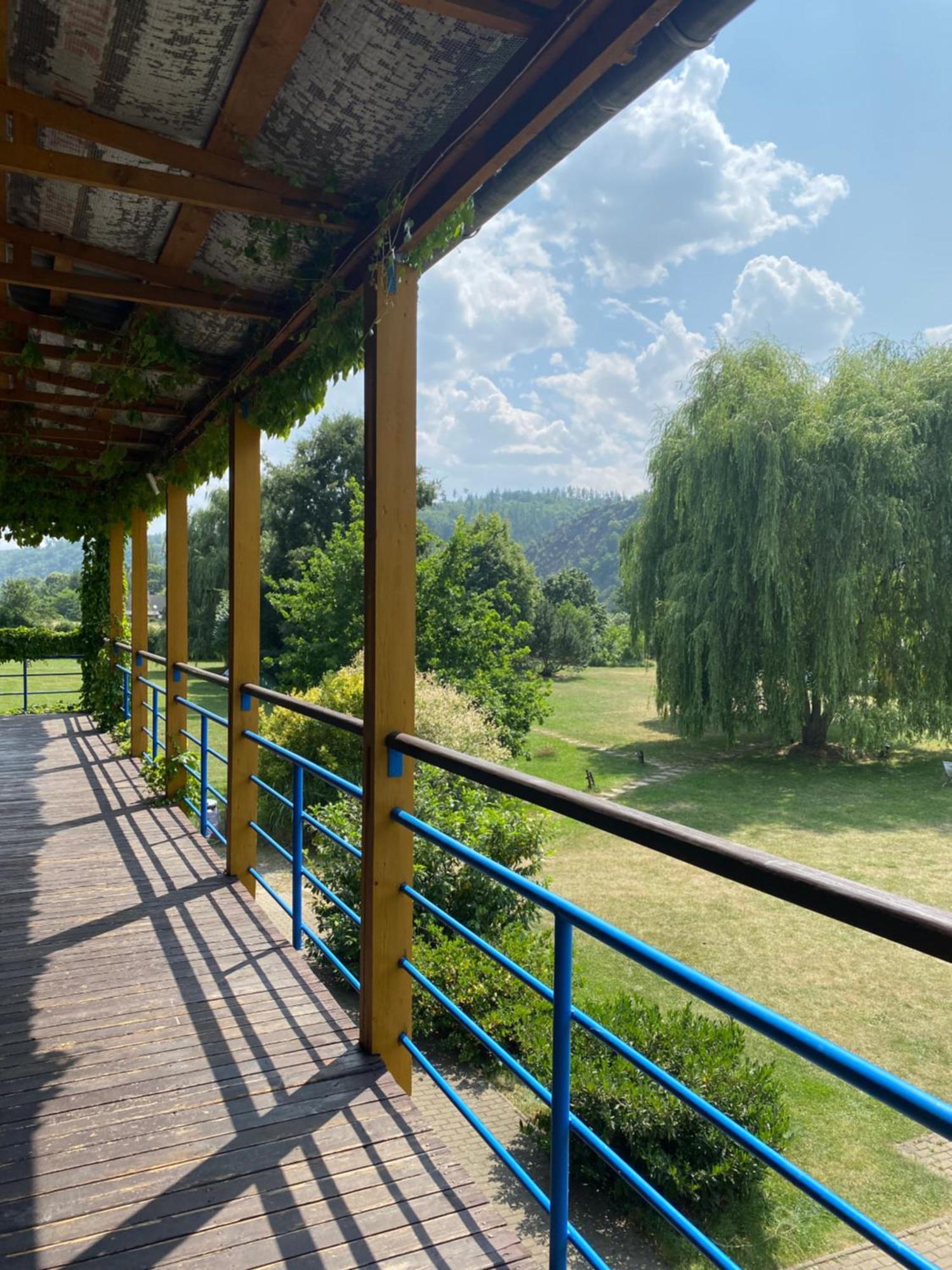 Hotel Lavka Park Skochovice Vrané nad Vltavou Exterior foto